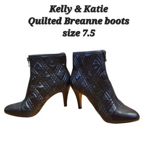 KELLY & KATIE Black Quilted Breanne Boots Black size 7 kitten heel ankle boots